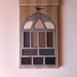Nightingale Eyeshadow Palette